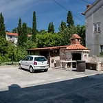 Luka شقة *