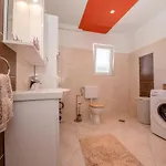 Luka Apartment Rab Town