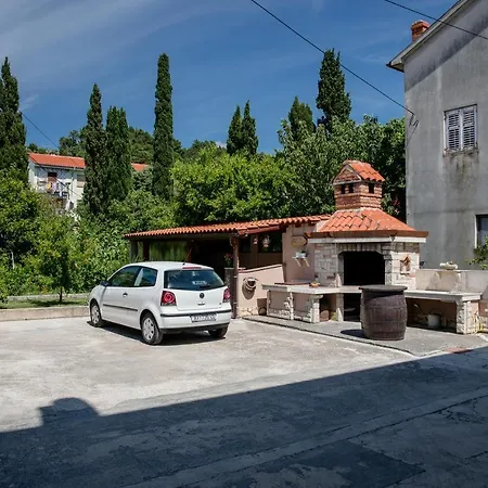 Luka Apartmán *