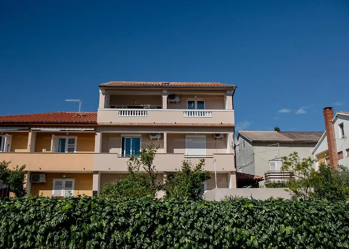 Luka Apartment