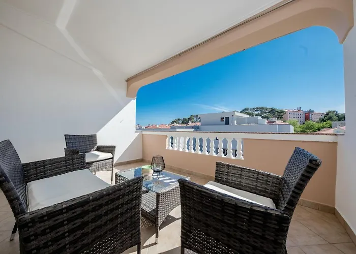 Luka Apartment